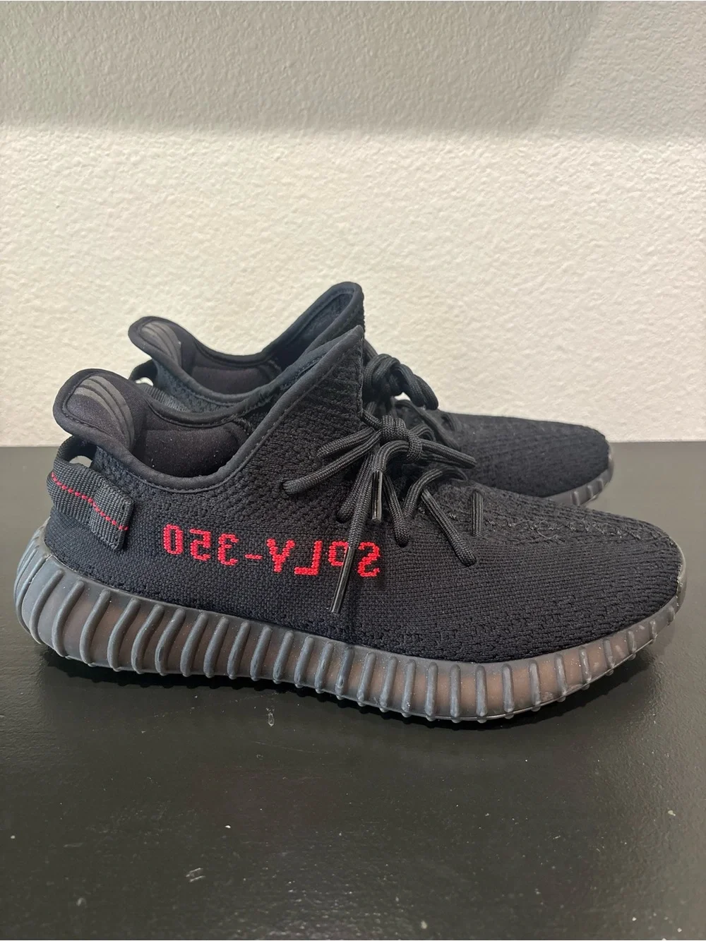 Adidas Yeezy 350 V2 Bred Men’s 9 / Women’s 10.5
